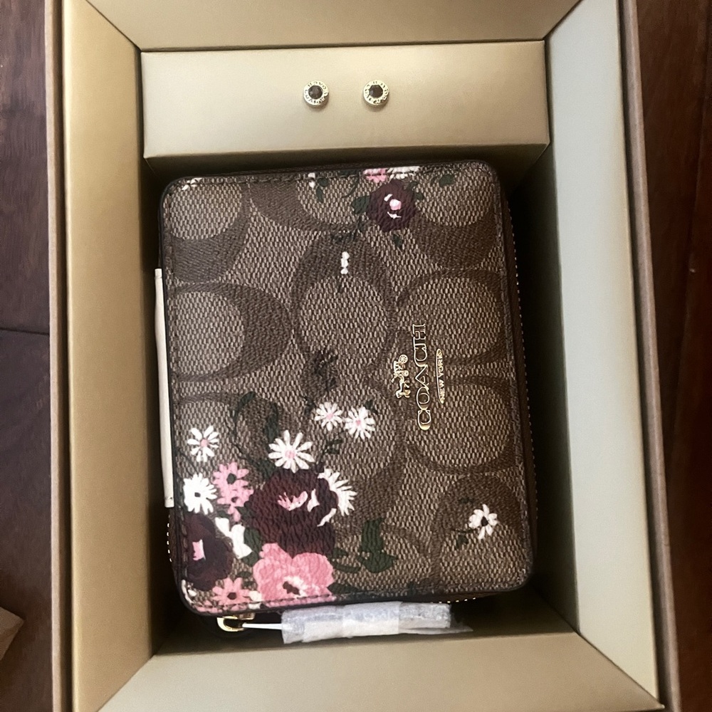 Coach Floral Print Zip Wallet